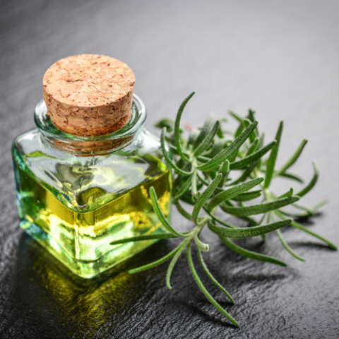 10 Essential Oils You Need for Anti-Ageing