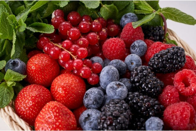 anti-aging antioxidant berries healthy diet healthy skin